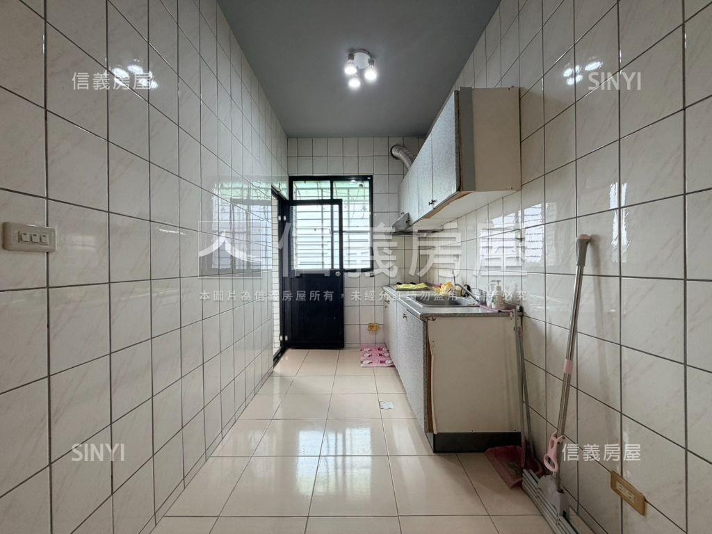 【豐年居】山水景觀美三房房屋室內格局與周邊環境