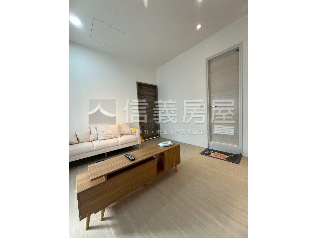 中正路精美邊間四樓房屋室內格局與周邊環境