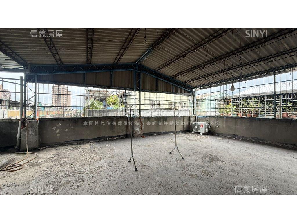 中正路精美邊間四樓房屋室內格局與周邊環境