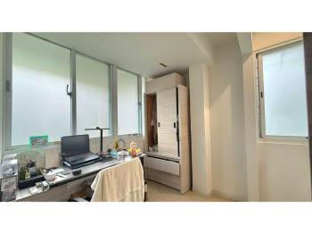 中正路精美邊間四樓