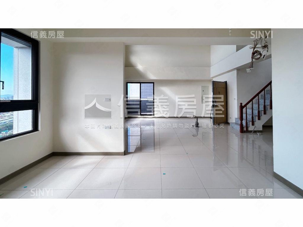 重劃區頂樓挑高露臺戶房屋室內格局與周邊環境