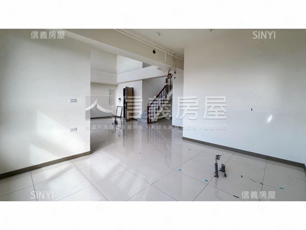 重劃區頂樓挑高露臺戶房屋室內格局與周邊環境