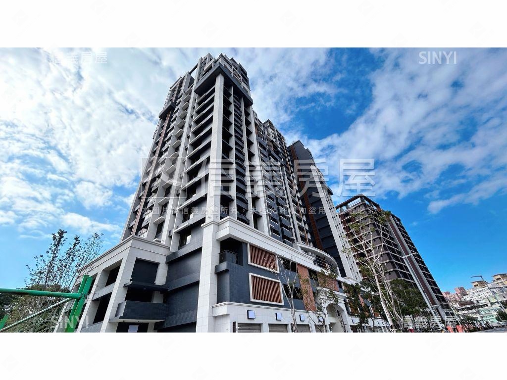 重劃區頂樓挑高露臺戶房屋室內格局與周邊環境