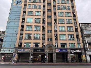 八德黃金店面附車位