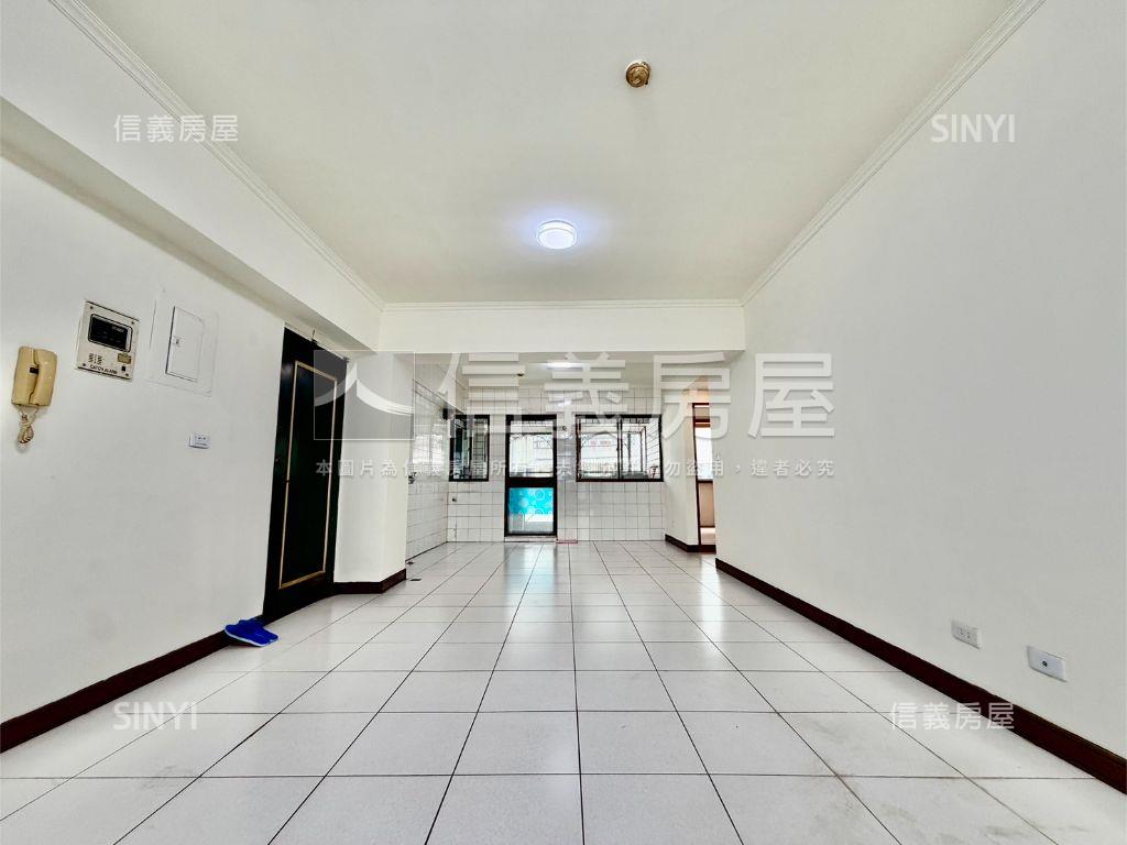 文山特區皇普濱湖兩房兩衛房屋室內格局與周邊環境