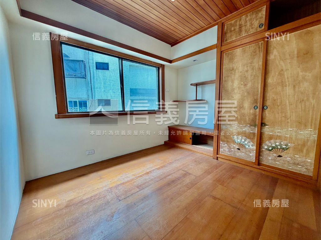 文山特區皇普濱湖兩房兩衛房屋室內格局與周邊環境