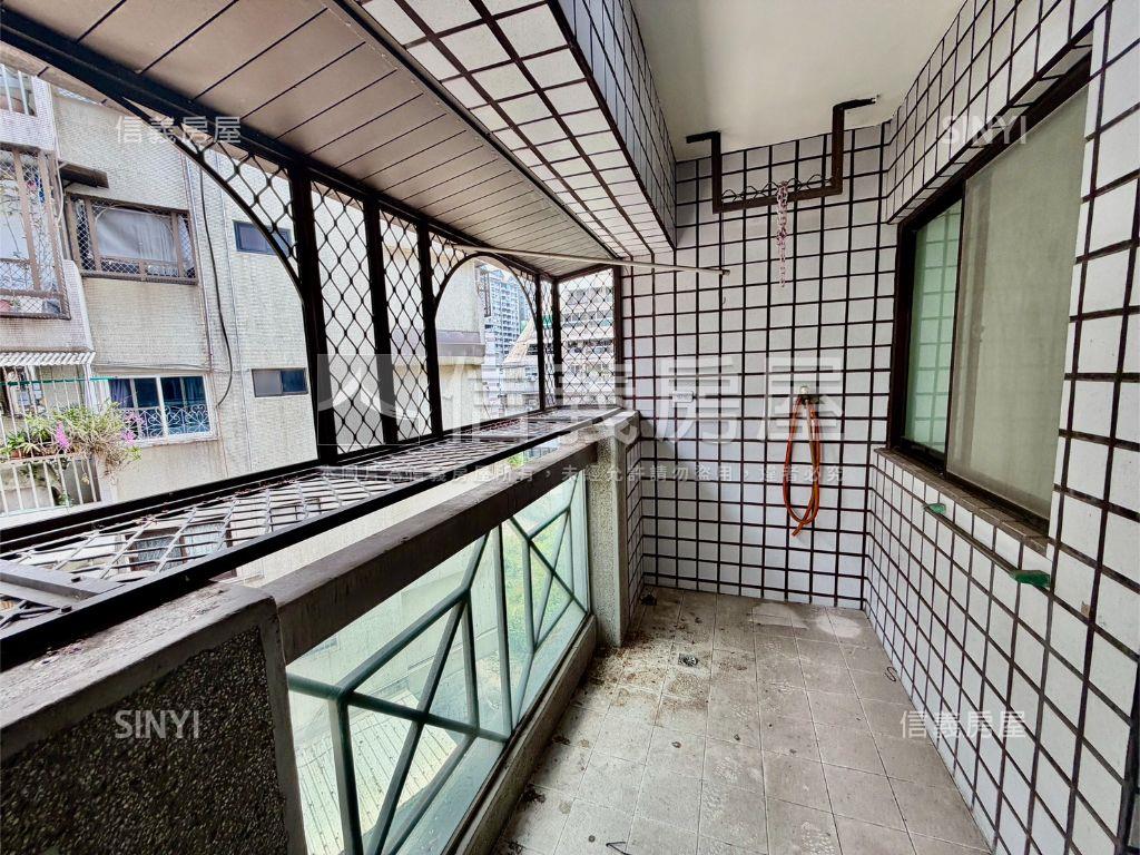 文山特區皇普濱湖兩房兩衛房屋室內格局與周邊環境