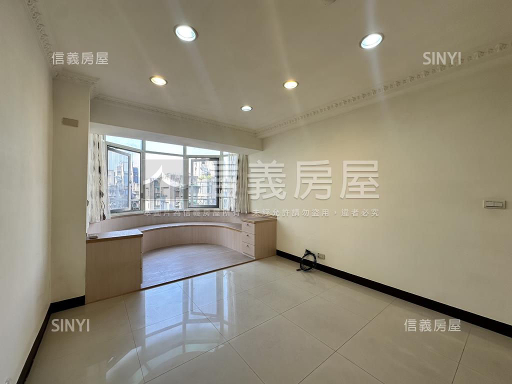 新接⭐花園美妝⭐好抽車位房屋室內格局與周邊環境