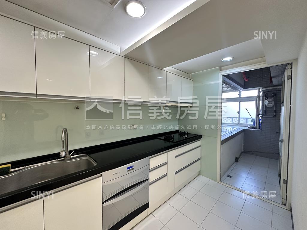 新接⭐花園美妝⭐好抽車位房屋室內格局與周邊環境