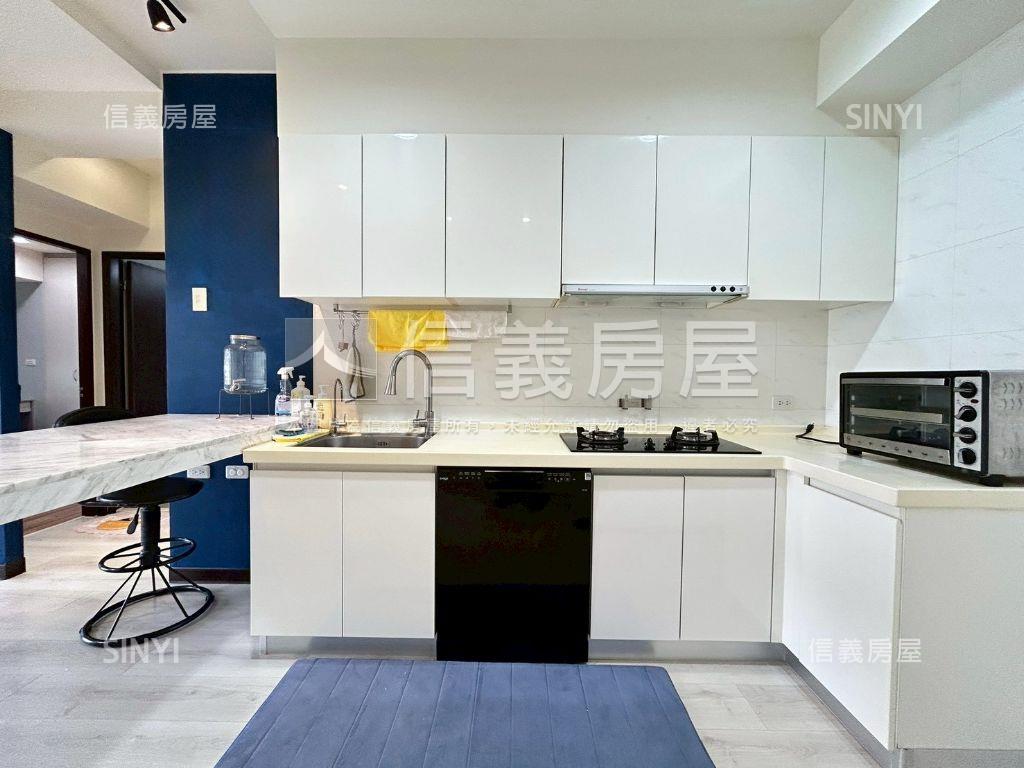 ＲＯＯＭ２８美兩房附車位房屋室內格局與周邊環境