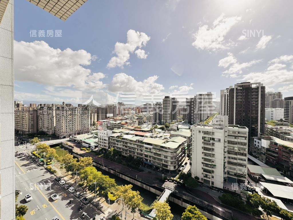 親水景觀邊間高樓採光兩房房屋室內格局與周邊環境