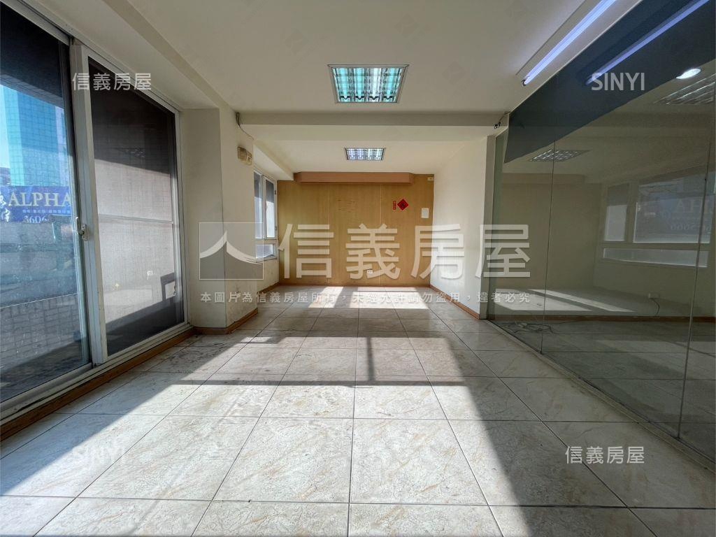 崇德路進化北路口熱鬧店面房屋室內格局與周邊環境