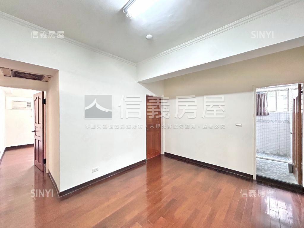 科博四房附雙平車房屋室內格局與周邊環境