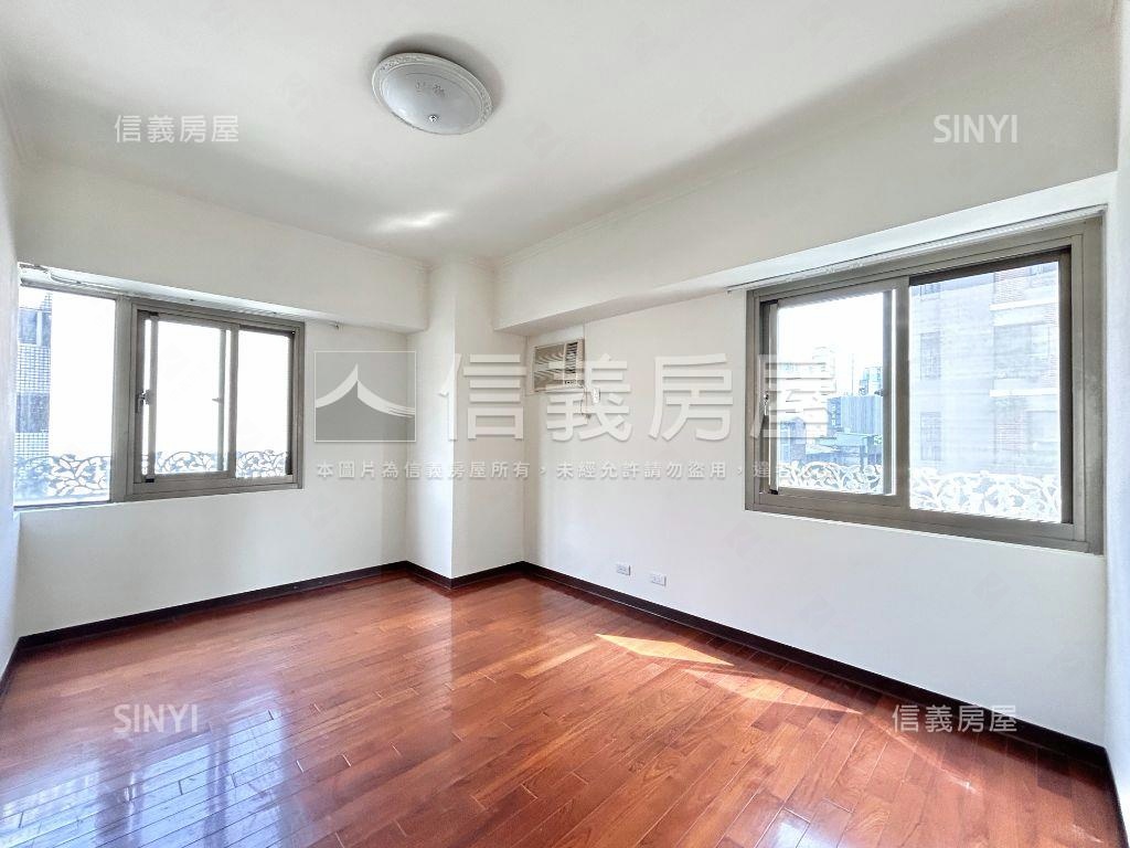 科博四房附雙平車房屋室內格局與周邊環境