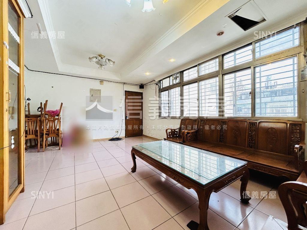 三重公寓有頂加好讚！房屋室內格局與周邊環境