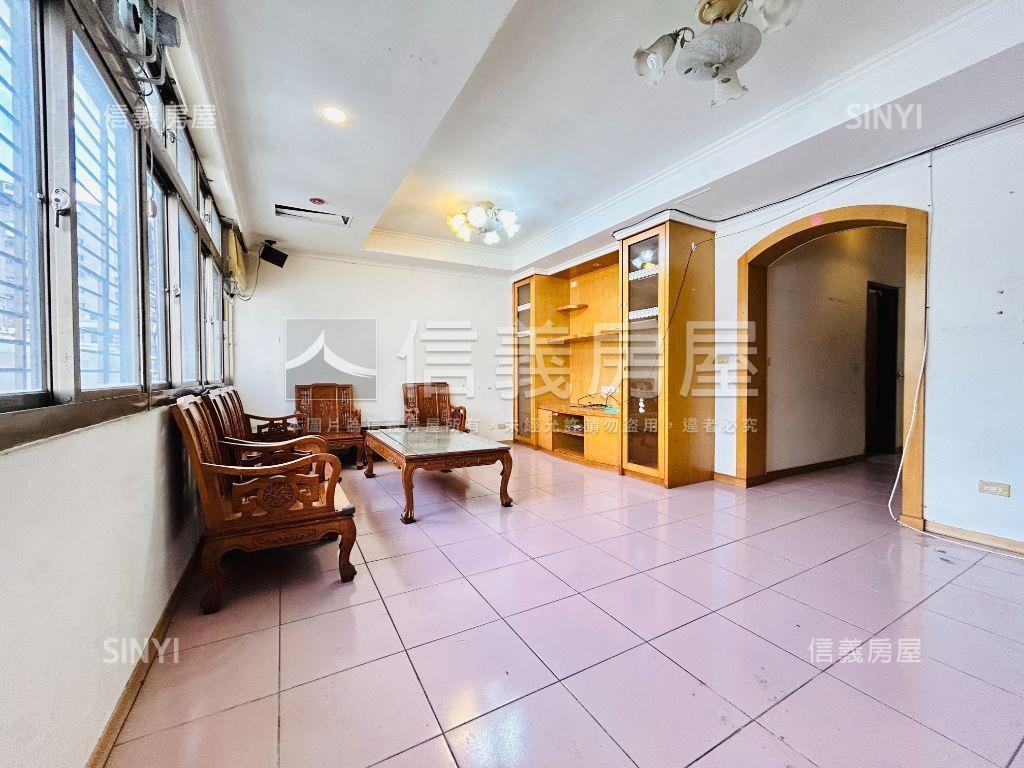 三重公寓有頂加好讚！房屋室內格局與周邊環境