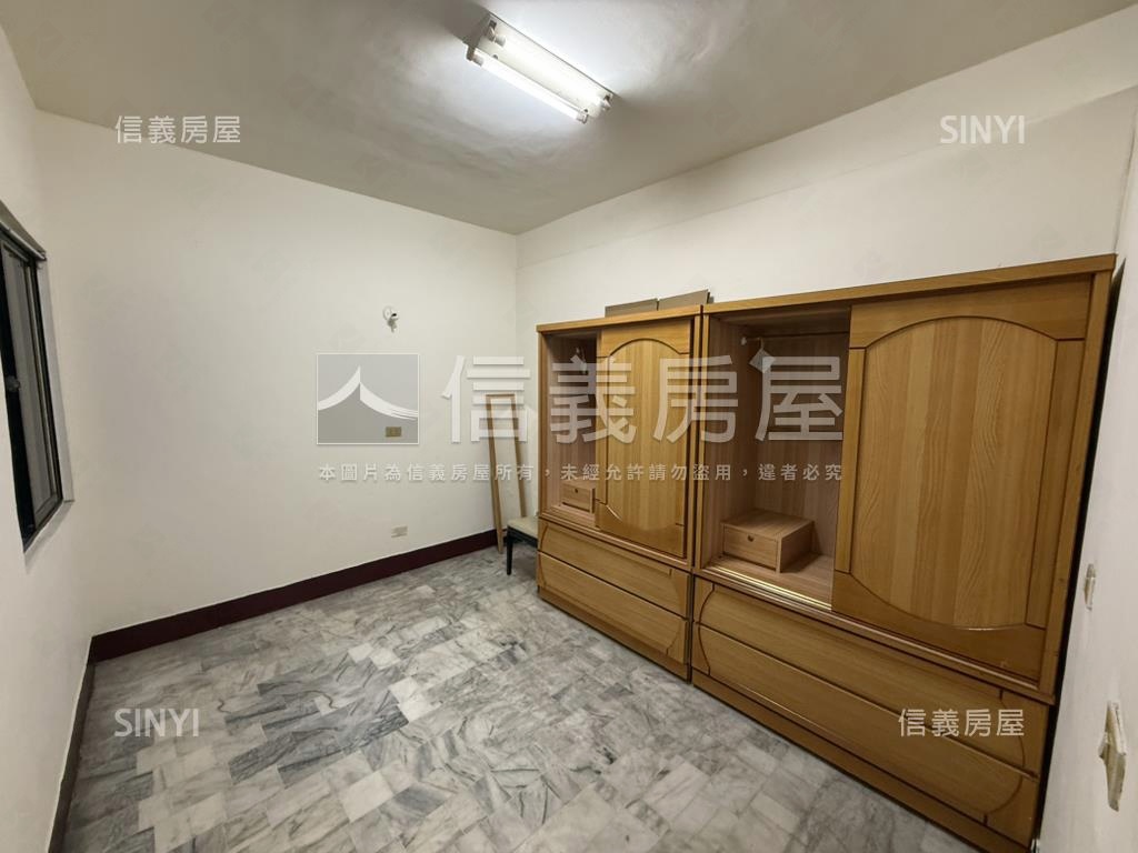 建國經武寬敞公寓二樓房屋室內格局與周邊環境
