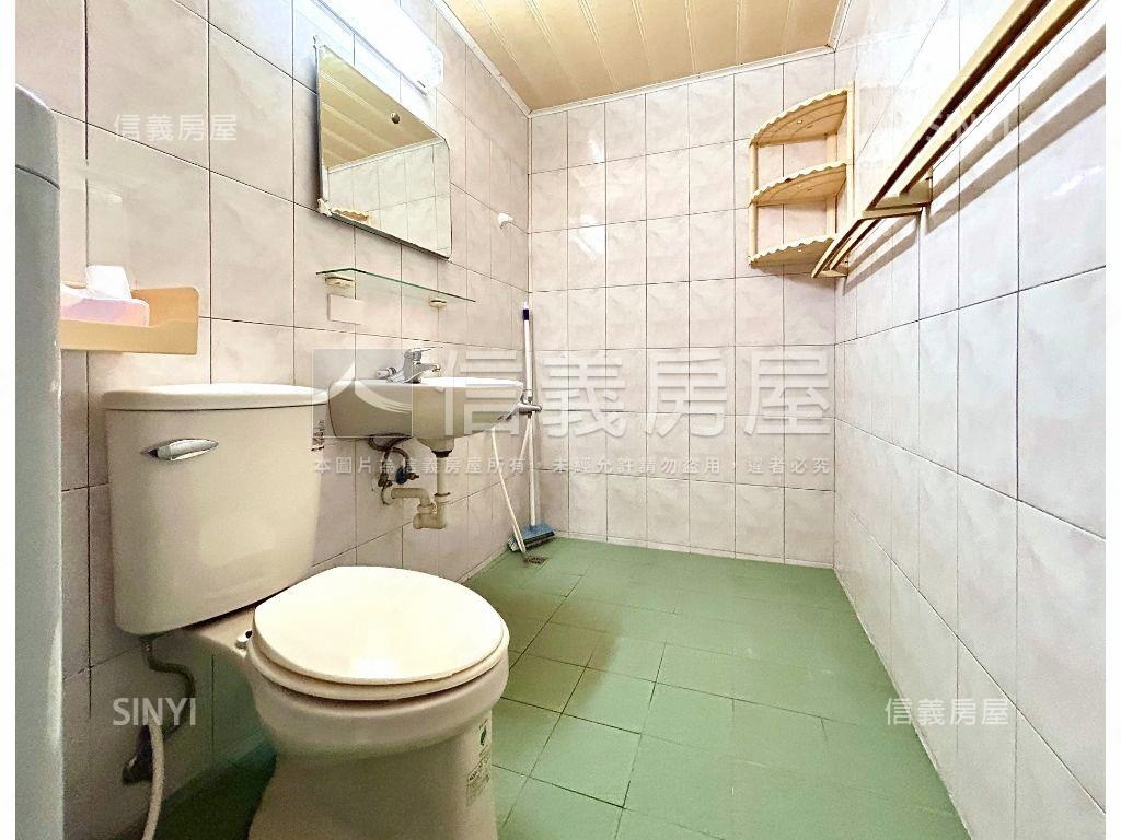 建國經武寬敞公寓二樓房屋室內格局與周邊環境