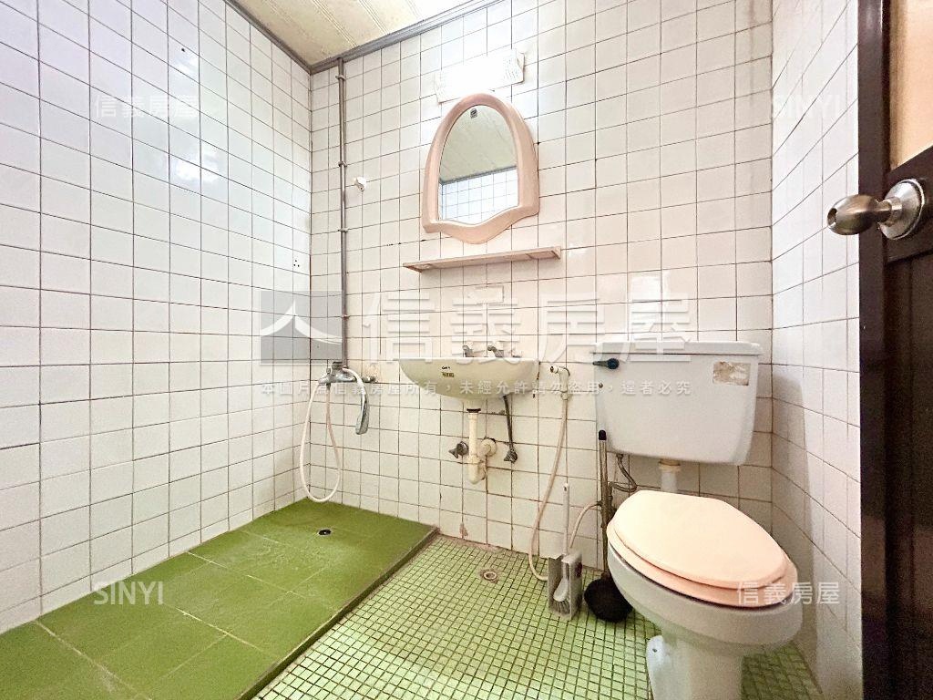 建國經武寬敞公寓二樓房屋室內格局與周邊環境