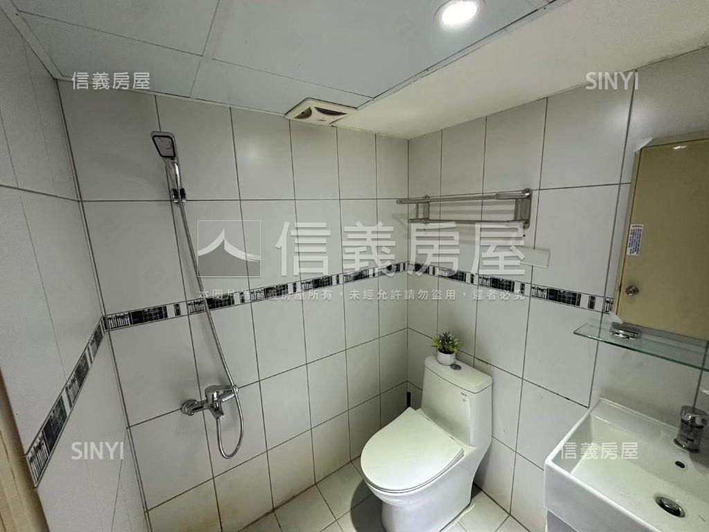 近中興大學好收租電梯七套房屋室內格局與周邊環境