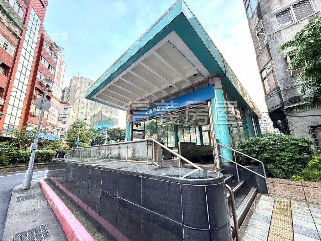 忠孝詠吉大面寬金店面房屋室內格局與周邊環境