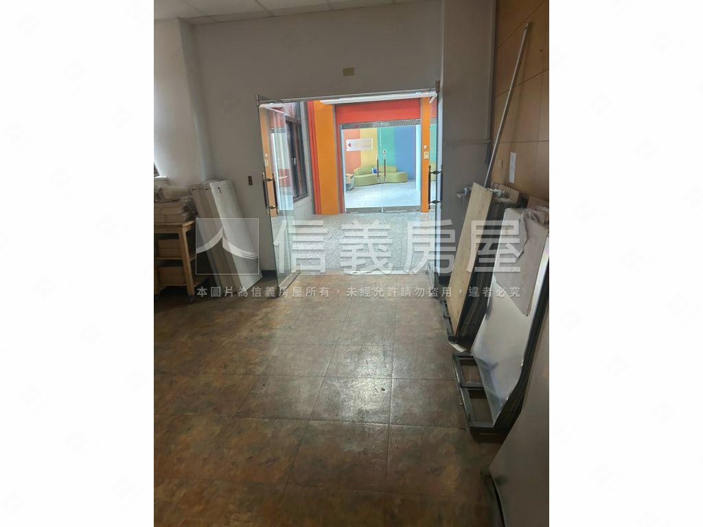 中正工業大樓６樓房屋室內格局與周邊環境