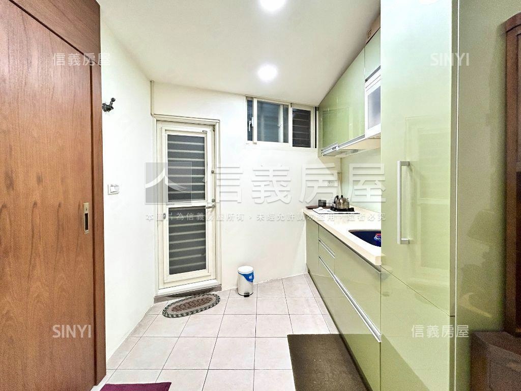 正重慶南綠蔭金店房屋室內格局與周邊環境