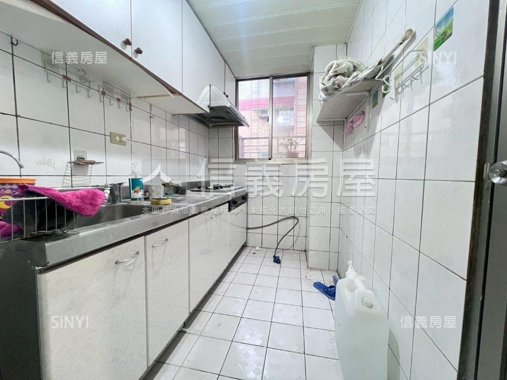 天王星優質兩房房屋室內格局與周邊環境