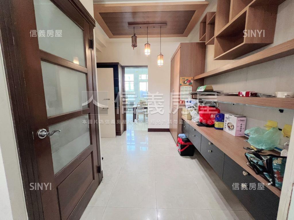 近信義國小美透天房屋室內格局與周邊環境