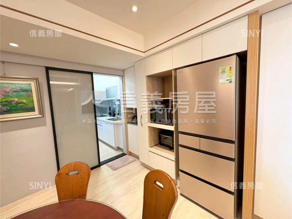 愛心路，溫馨雅緻三房車位房屋室內格局與周邊環境