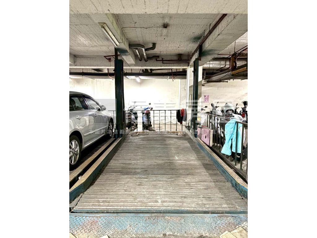 愛心路，溫馨雅緻三房車位房屋室內格局與周邊環境