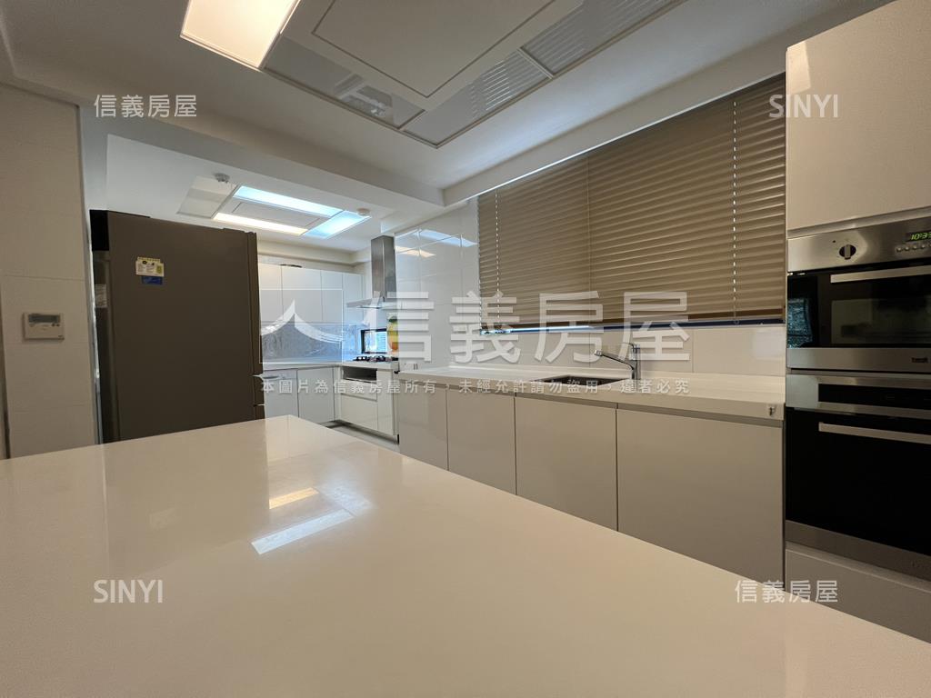 山晴公園綠景大三房房屋室內格局與周邊環境