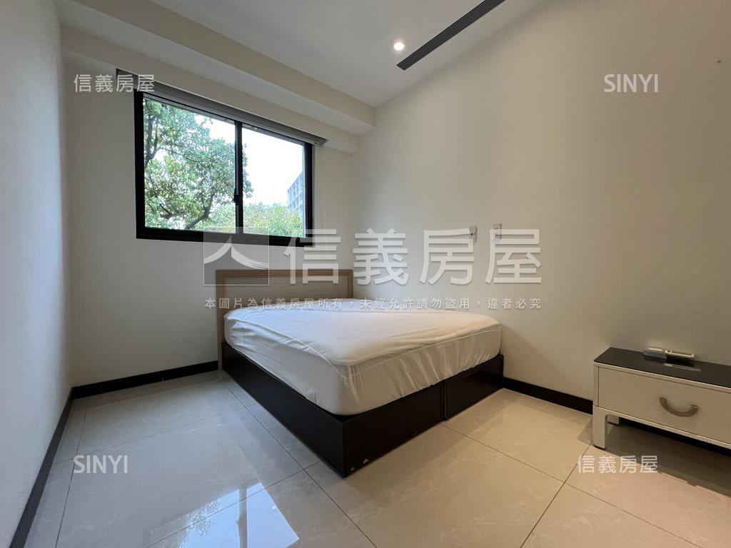 山晴公園綠景大三房房屋室內格局與周邊環境