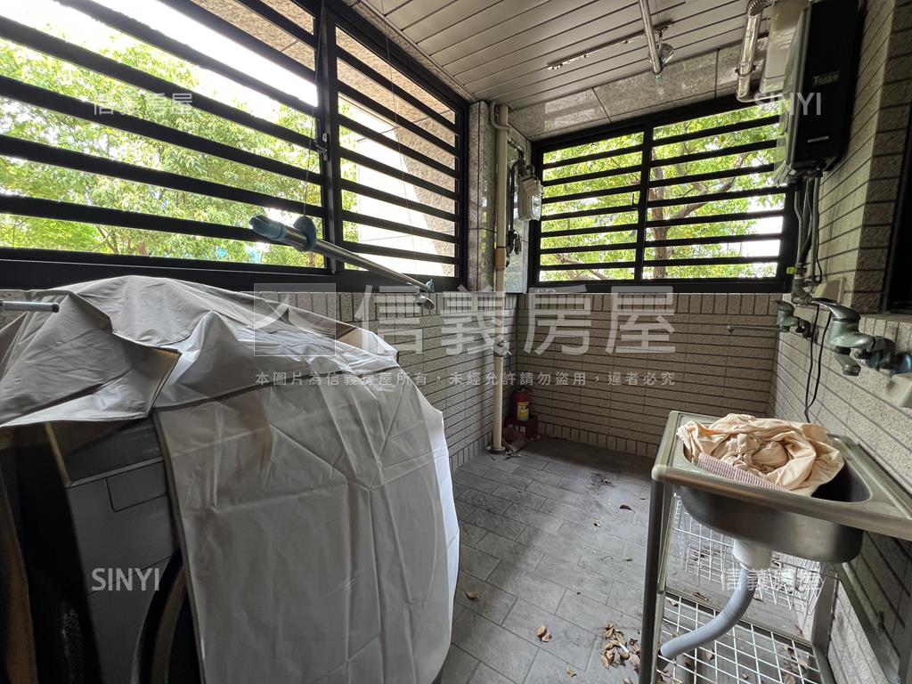 山晴公園綠景大三房房屋室內格局與周邊環境