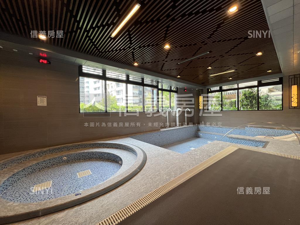 山晴公園綠景大三房房屋室內格局與周邊環境