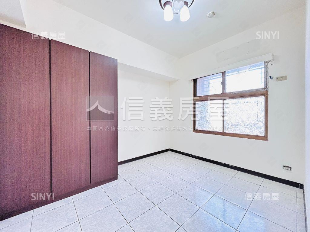 近藝文三房房屋室內格局與周邊環境