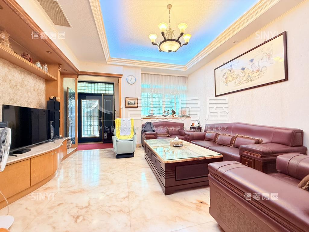 文化中心車庫透天房屋室內格局與周邊環境