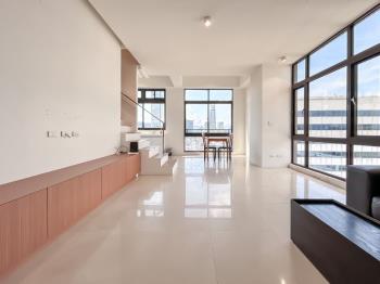 俯瞰信義高樓邊間