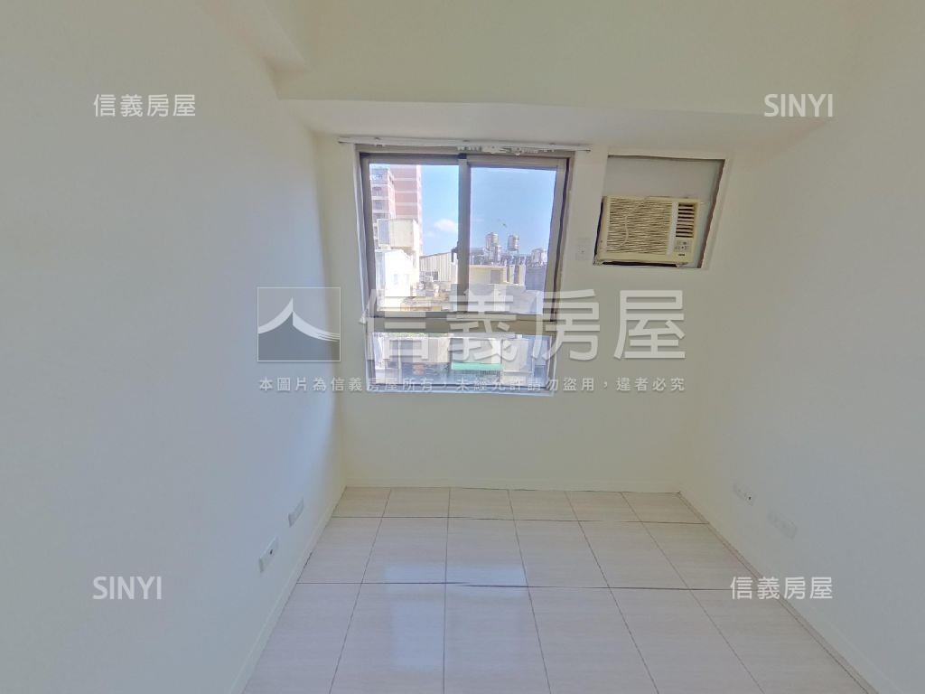 近彰基電梯明亮四房房屋室內格局與周邊環境