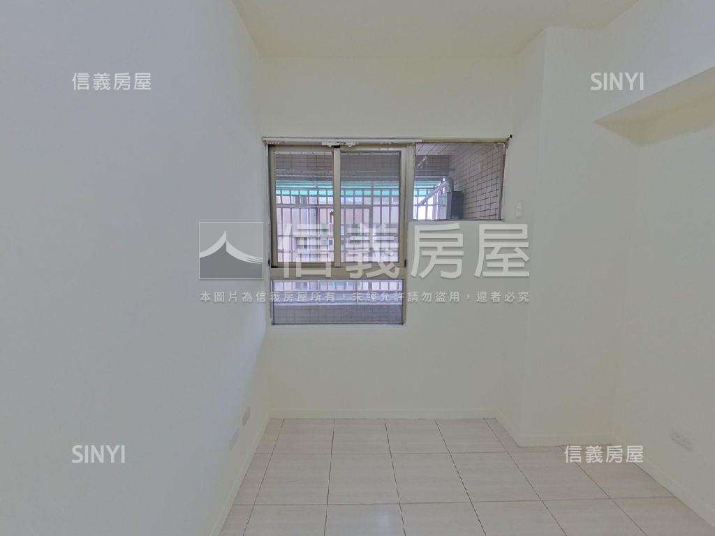 近彰基電梯明亮四房房屋室內格局與周邊環境