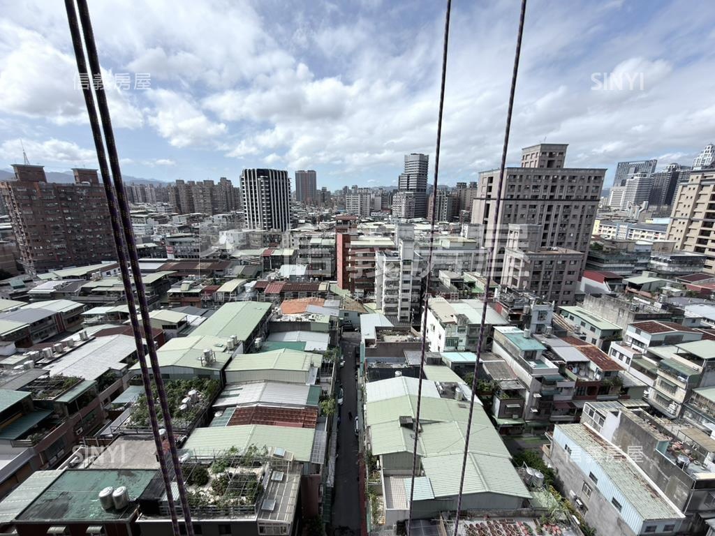 【四季紐約】邊間高樓車位房屋室內格局與周邊環境