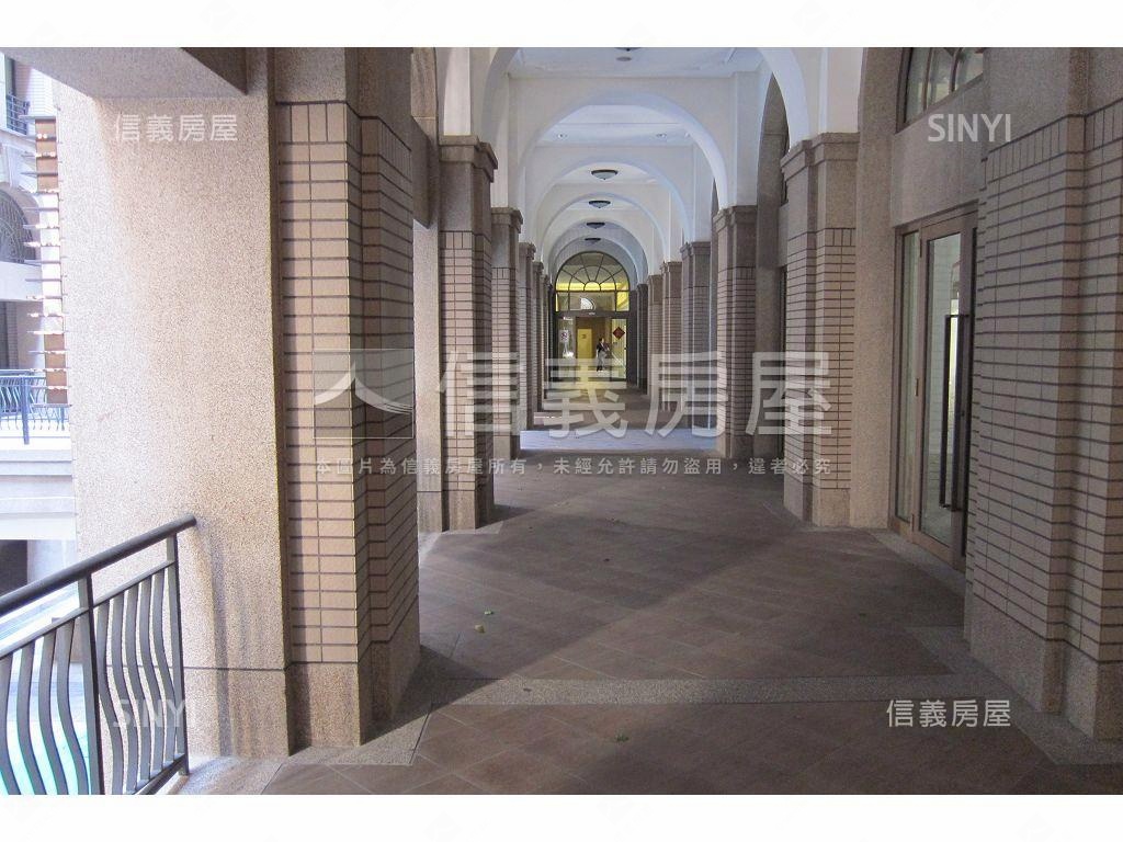 【四季紐約】邊間高樓車位房屋室內格局與周邊環境