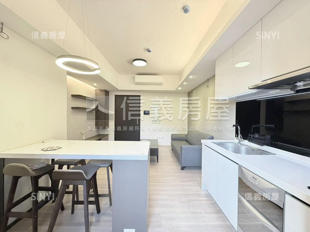 康萊爾２房車位房屋室內格局與周邊環境