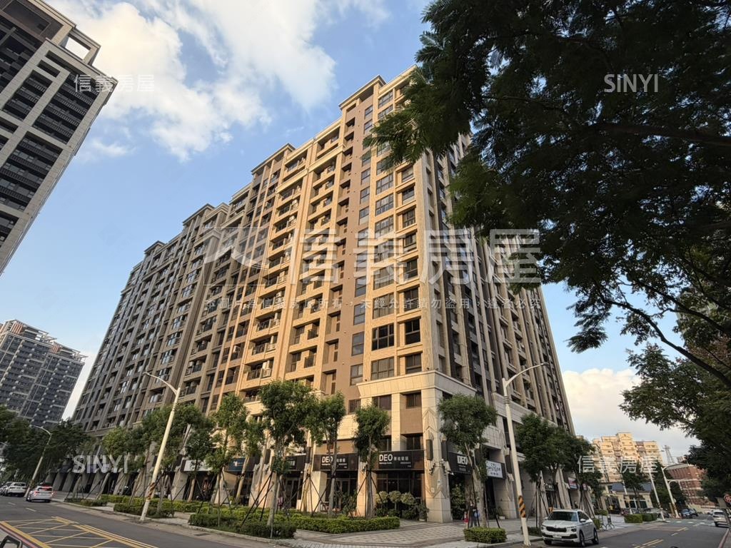 康萊爾２房車位房屋室內格局與周邊環境