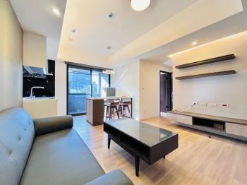 康萊爾２房車位