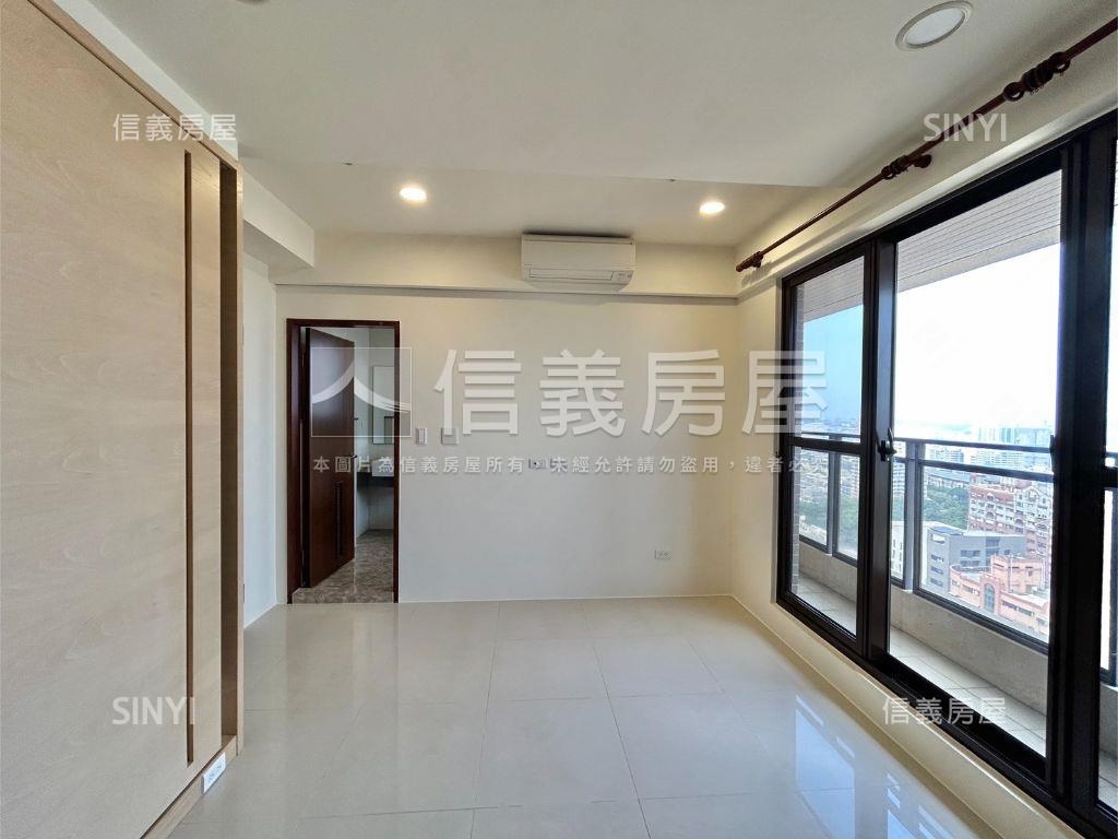 雲品苑質感景觀３房平車房屋室內格局與周邊環境