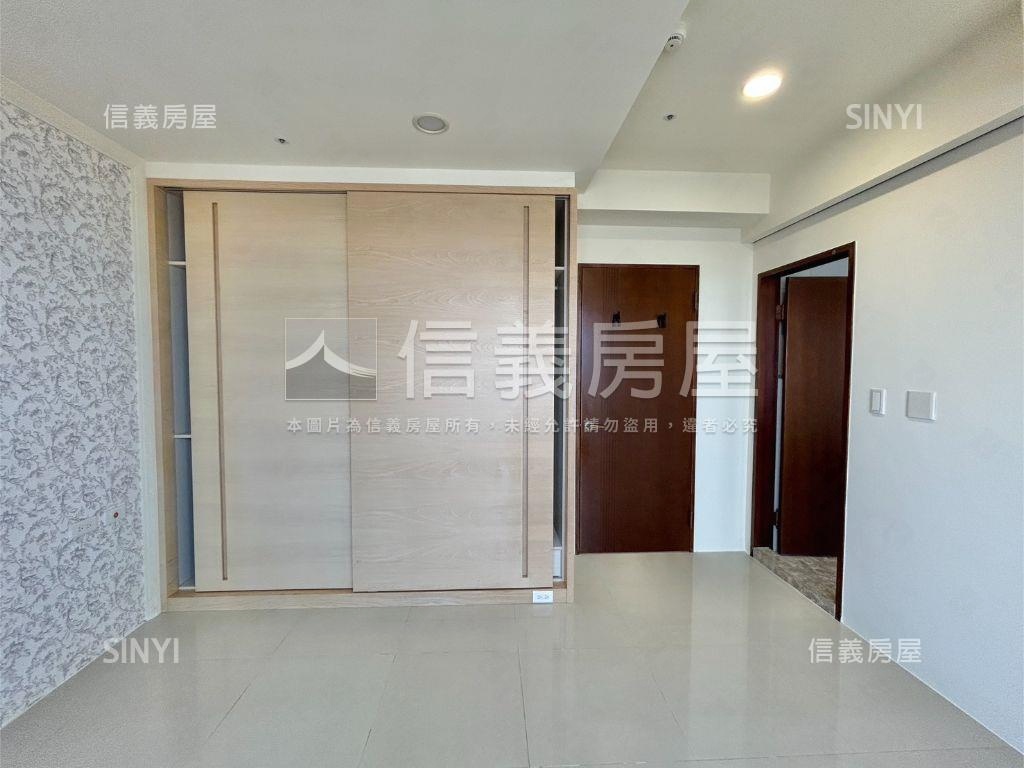 雲品苑質感景觀３房平車房屋室內格局與周邊環境