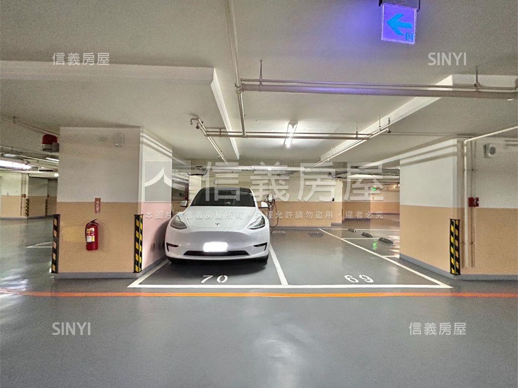 雲品苑質感景觀３房平車房屋室內格局與周邊環境