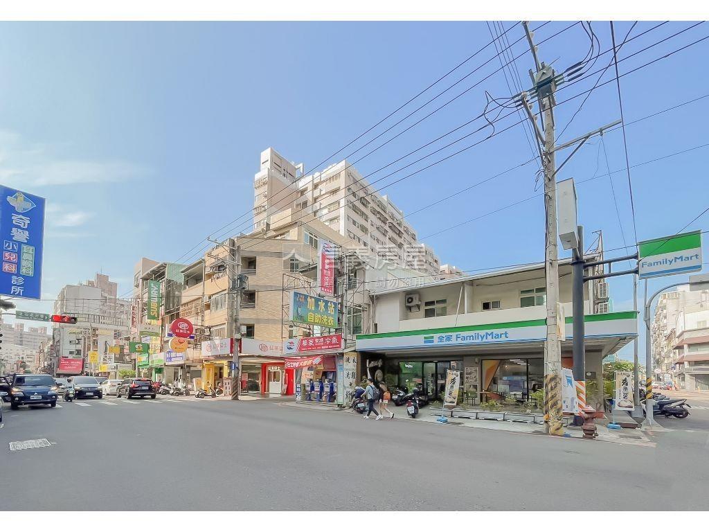 ☆公園畫家高樓三房平車房屋室內格局與周邊環境