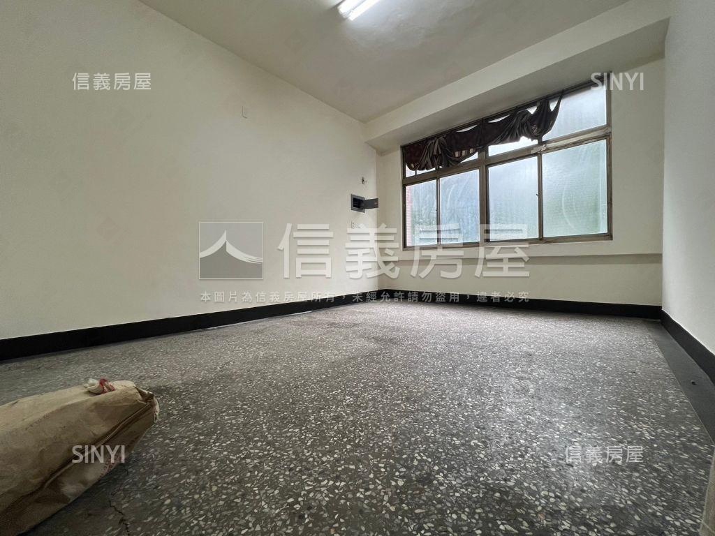 近成大店面透天Ｂ房屋室內格局與周邊環境
